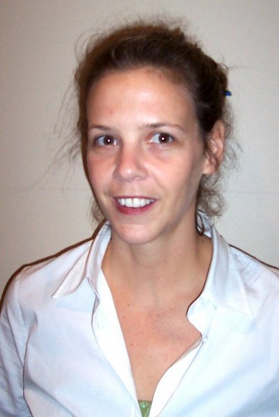 File:Sarah-olson.jpg